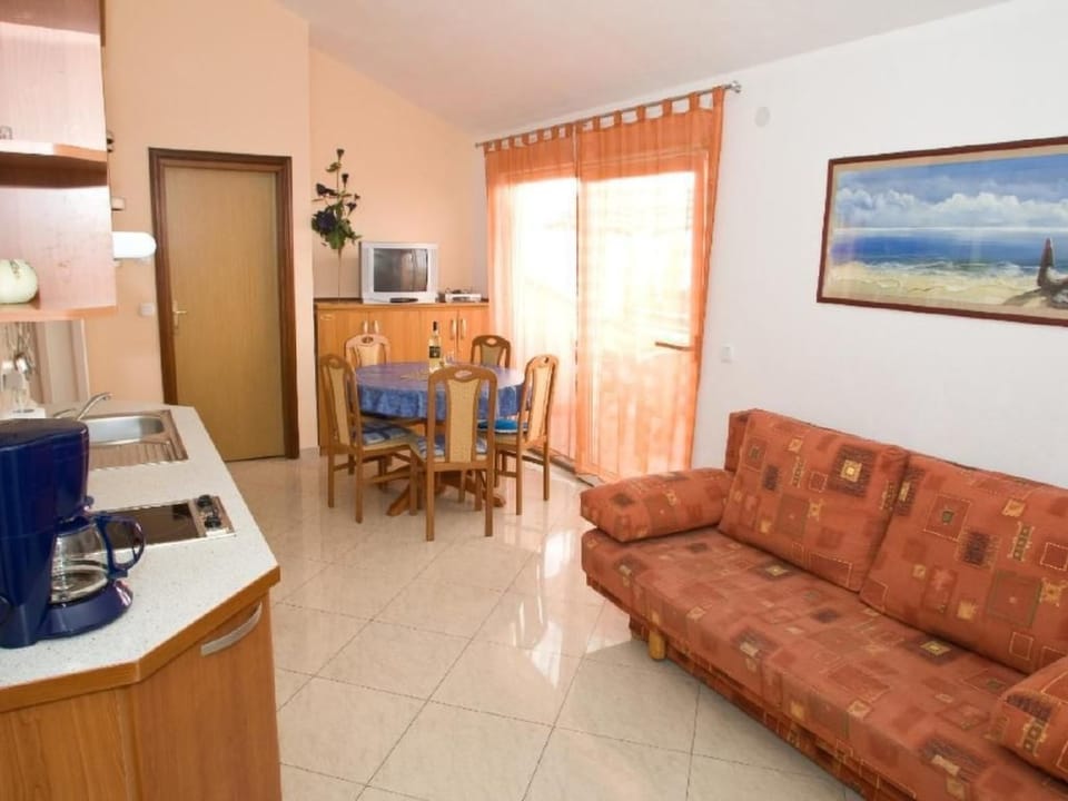 Appartement in Dramalj mit Terrasse Apartment in Primorje-Gorski Kotar County