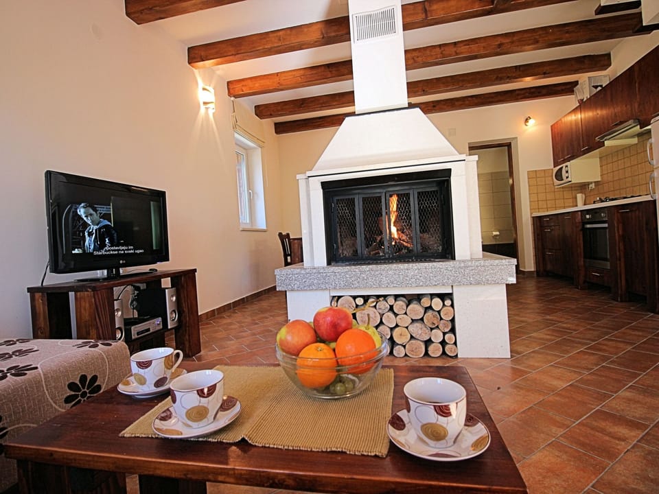 Schönes Ferienhaus in Breze mit Eigenem Balkon Vacation rental in Primorje-Gorski Kotar County