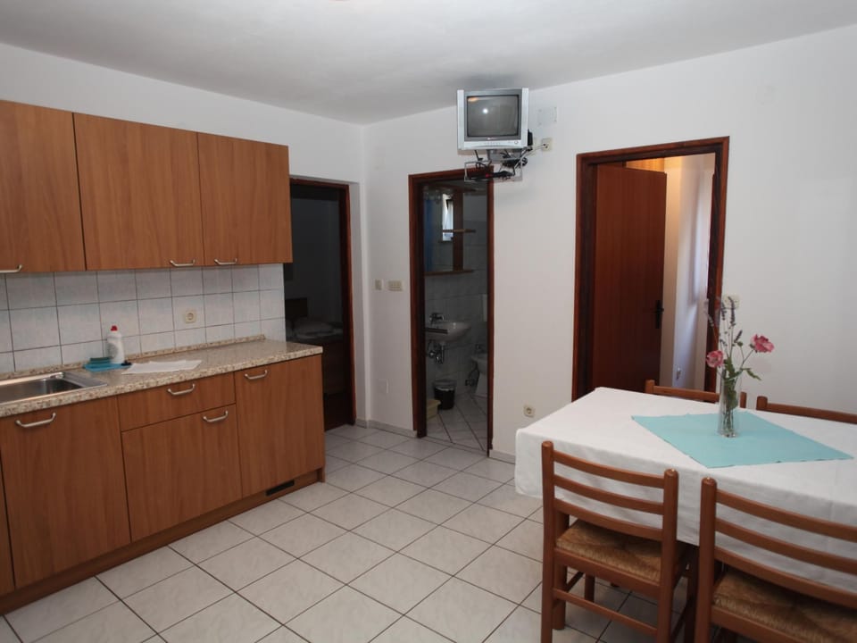 "Duomo 1" mit Terrasse Apartment in Cres