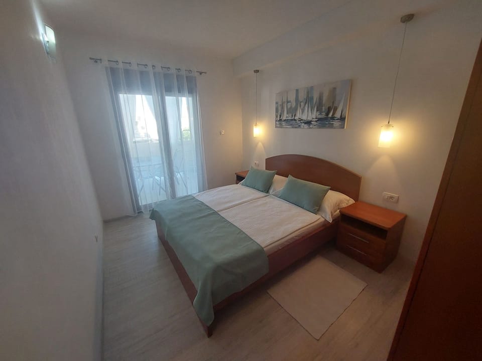 Gemütliche Ferienwohnung für Familien mit Terrasse Apartment in Lika-Senj County