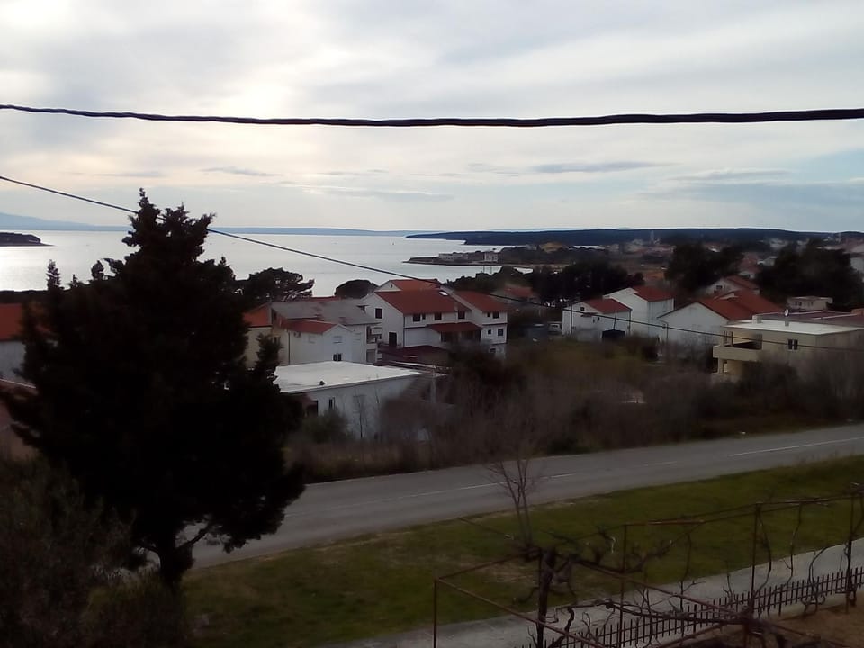 mit mehreren Balkonen in Strandnähe Apartment in Primorje-Gorski Kotar County