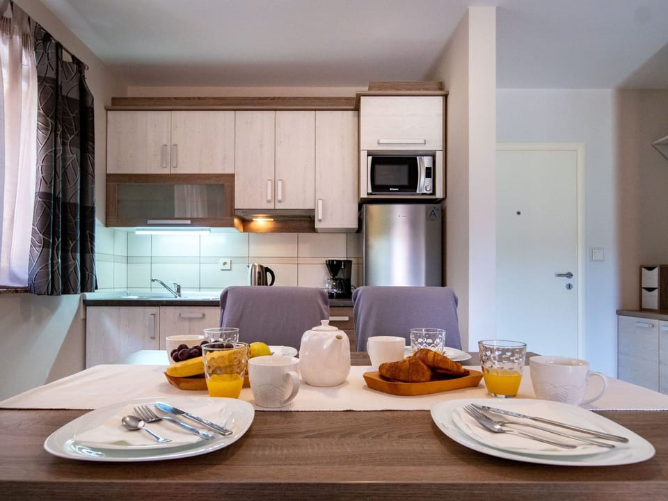 in Lopar mit Terrasse und Grill Apartment in Lopar