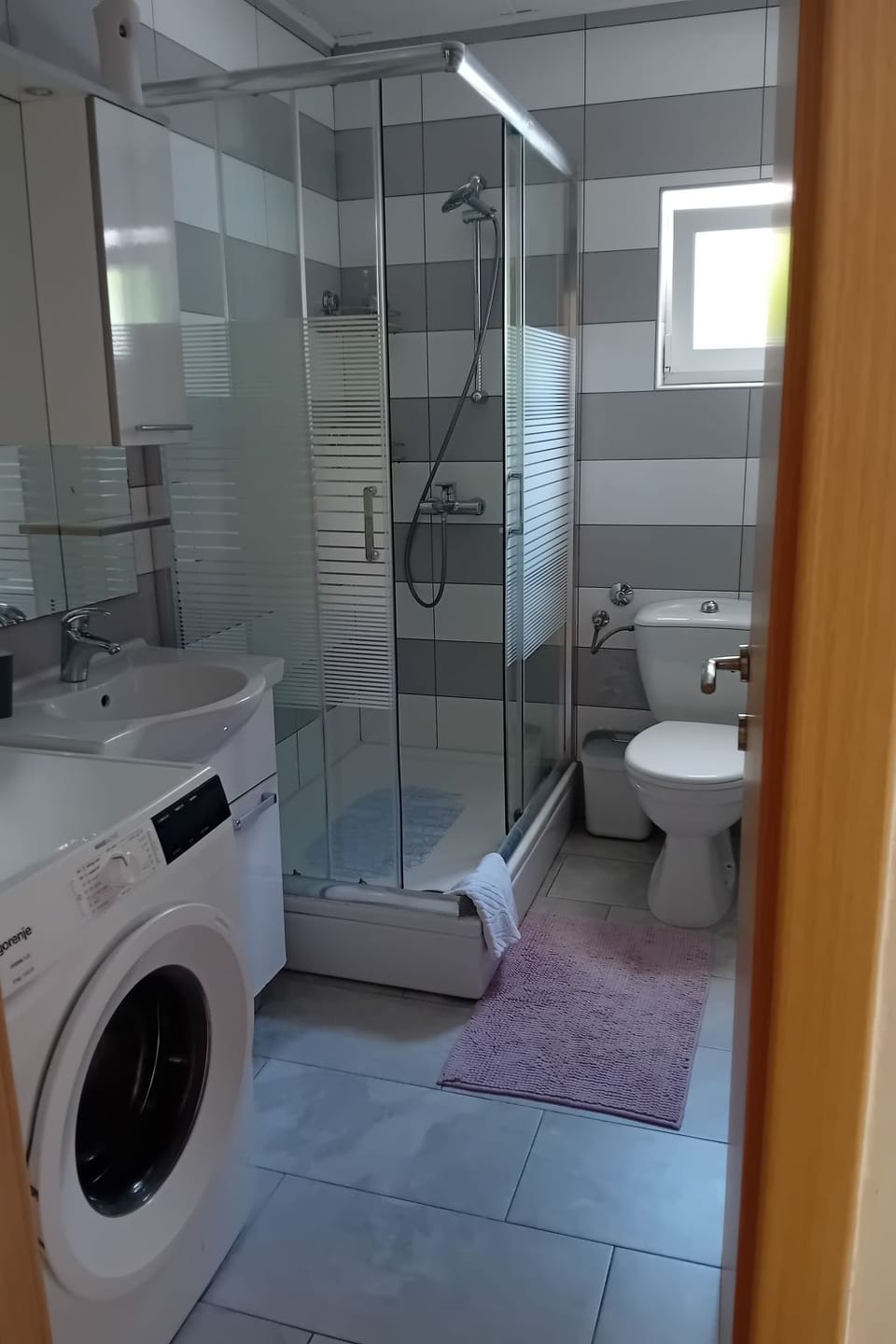 Delfa Pećarina Apartment in Lopar