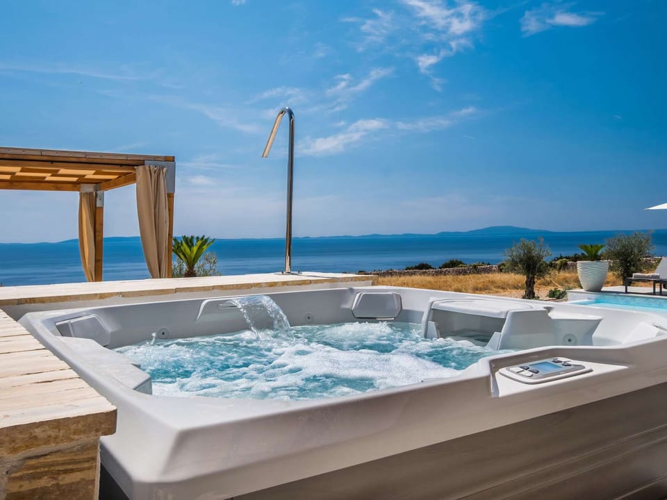 Pool Indoor