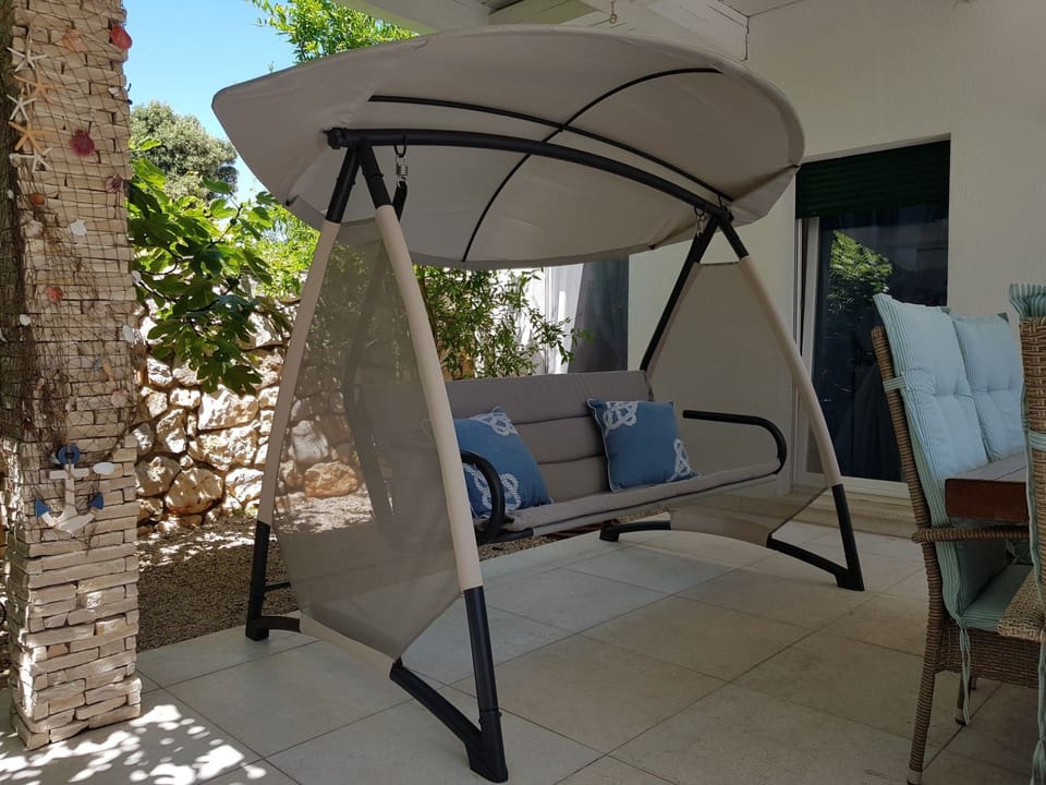 After All Wohnung mit Pool in Mandre, Pag Apartment in Novalja