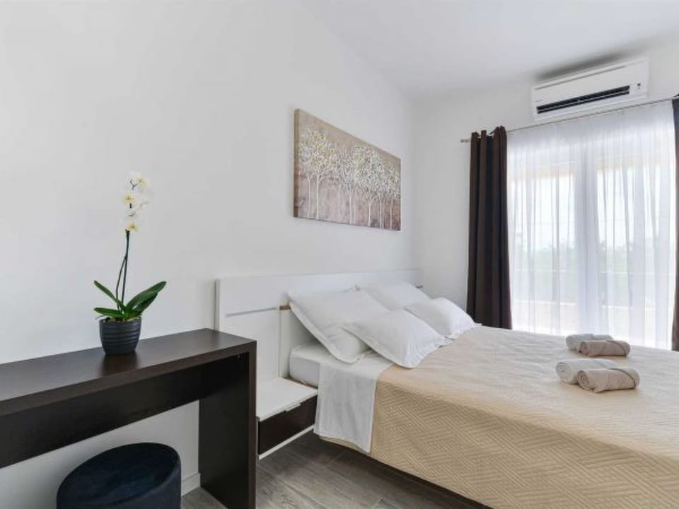 Stone Villa Banovi with heated pool Vacation rental in Zadar County
