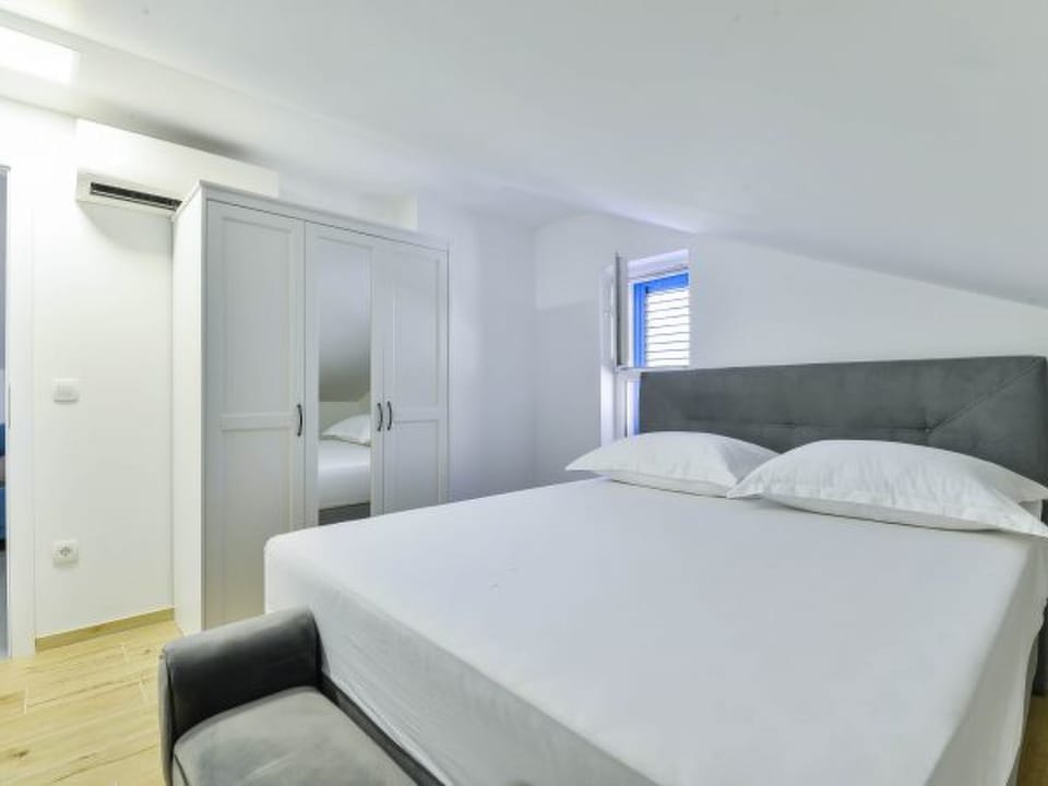 Villa RE with heated pool and spa Vacation rental in Zadar County