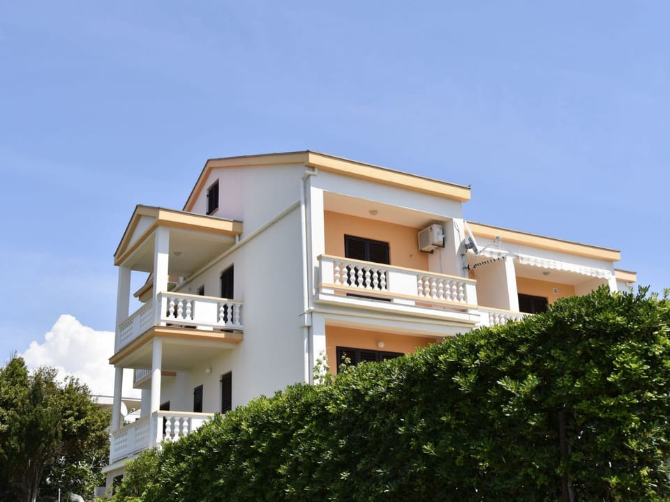 Komfortable Wohnung mit Balkon und Meerblick Apartment in Zadar County