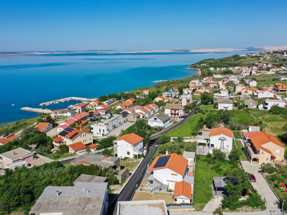 "Zara" mit Blick auf das Wasser Apartment in Zadar County