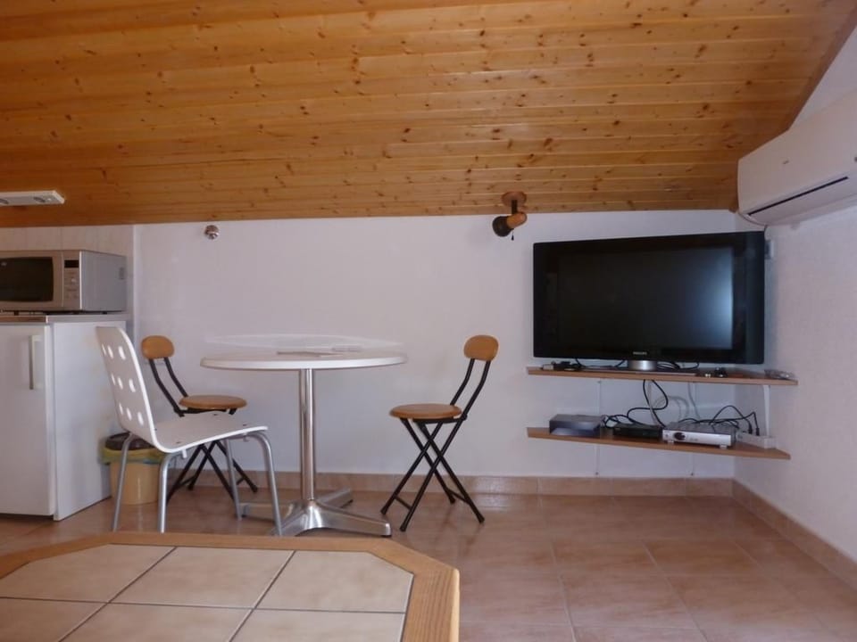 Charmantes Studioappartement in Vir Apartment in Zadar County