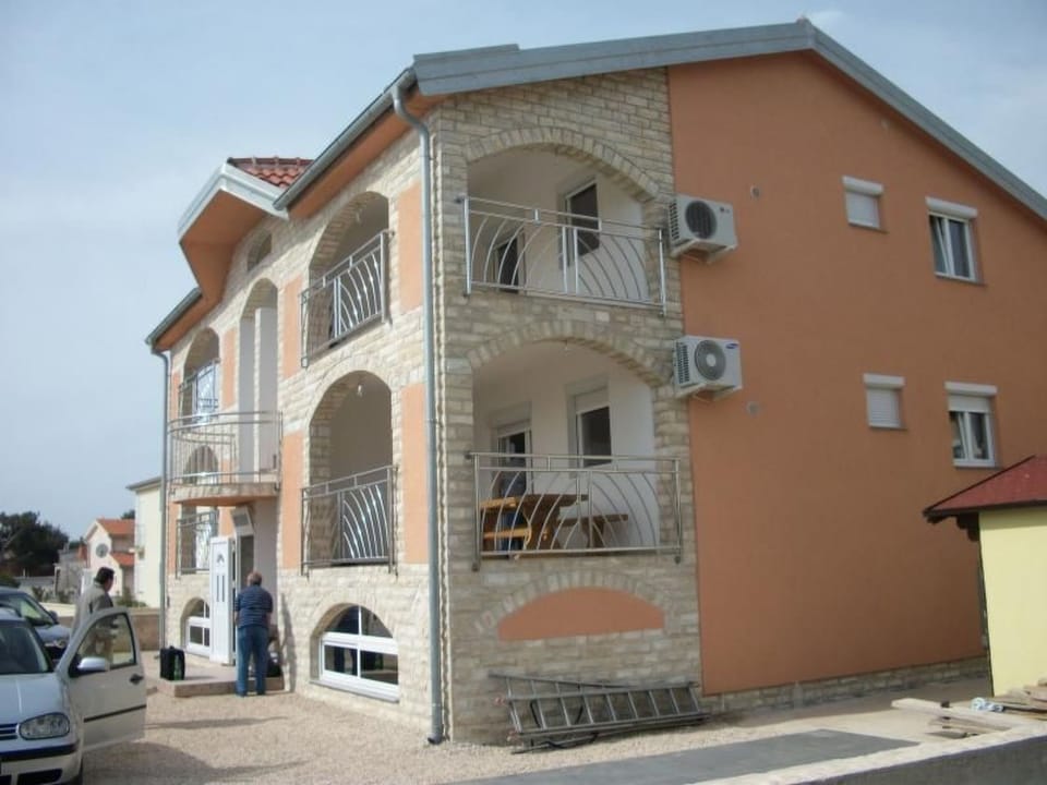 Gemütliche Ferienwohnung auf Vir Apartment in Zadar County