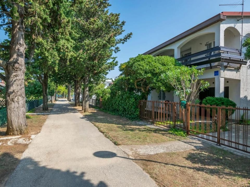 Wohnung "Mira" direkt am Strand Apartment in Zadar County