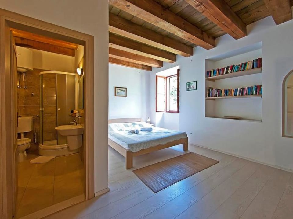 Privatzimmer im Schloss Seefront Zamagna, Mali Zaton NO. 2 Vacation rental in Dubrovnik-Neretva County