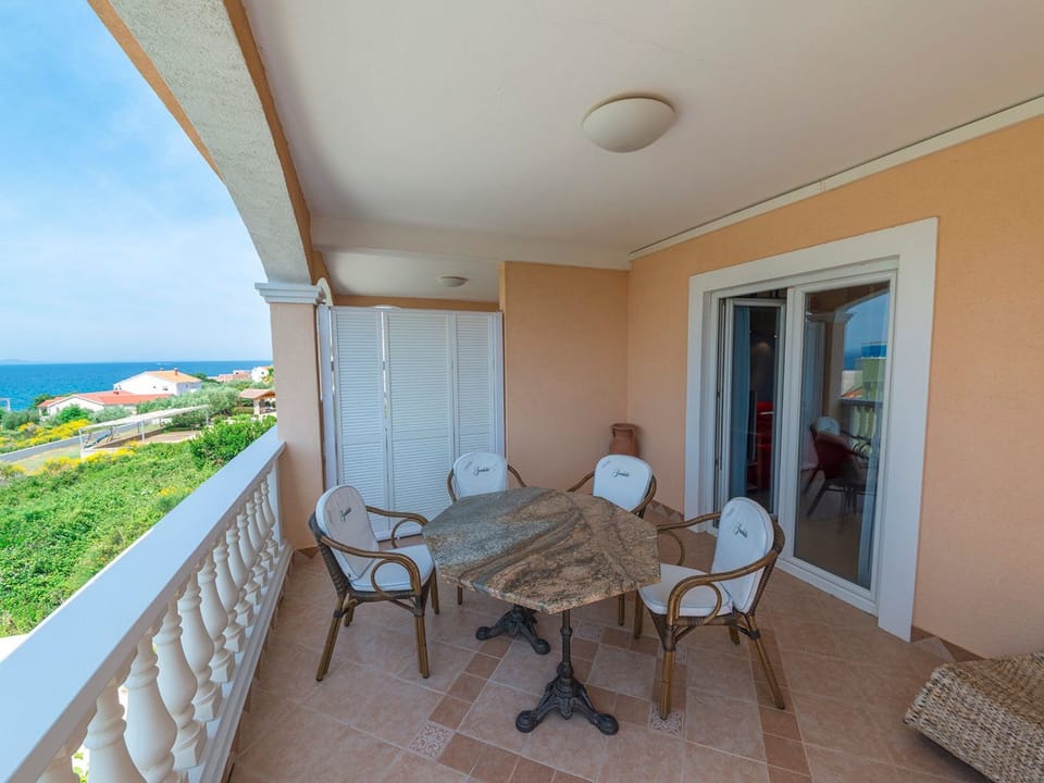 DANTIN BLU Apartment in Zadar County