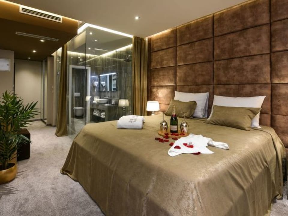 Rooftop heated pool Villa Jelena Vacation rental in Zadar