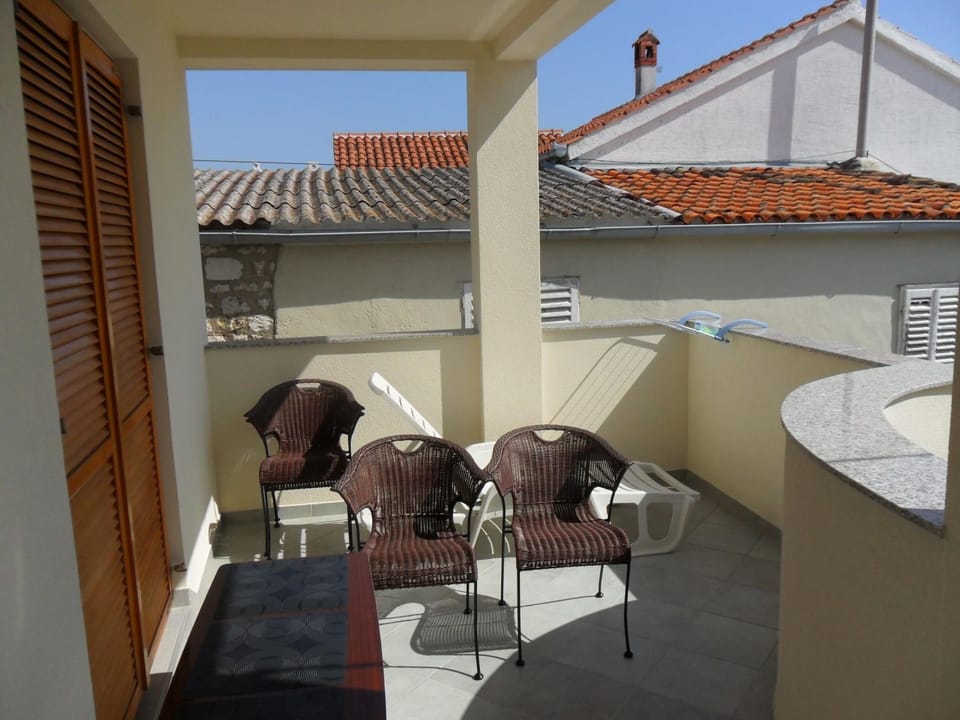 Große Ferienwohnung in Zadar mit Privatem Balkon Apartment in Zadar