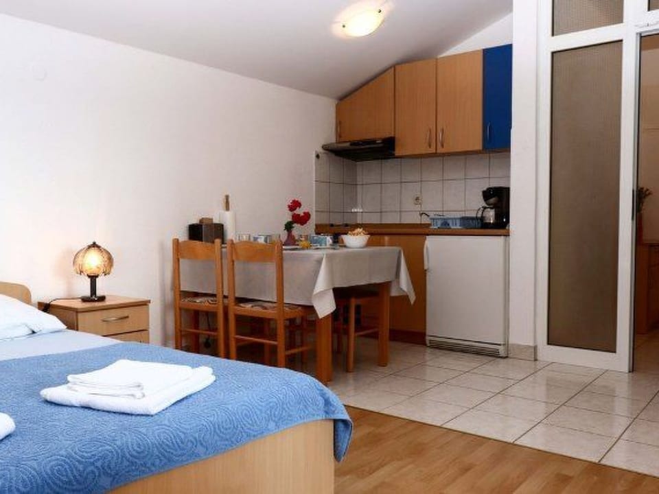 Apartment im ersten Stock für bis zu 5 Personen Apartment in Šibenik-Knin County, Croatia