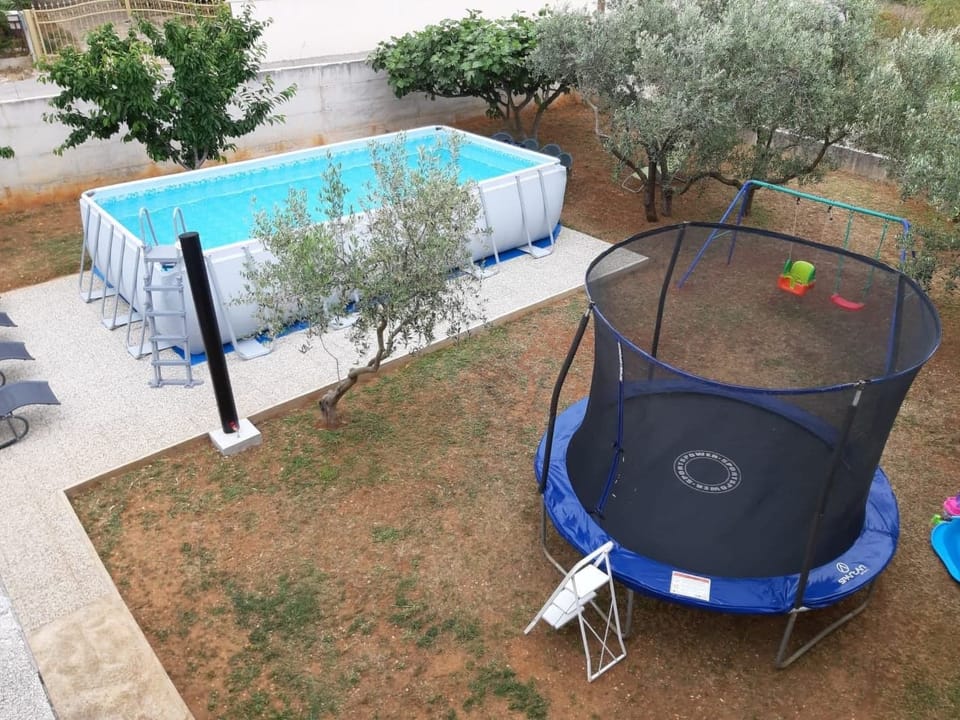 Moderne Ferienwohnung mit Meerblick Apartment in Šibenik-Knin County, Croatia