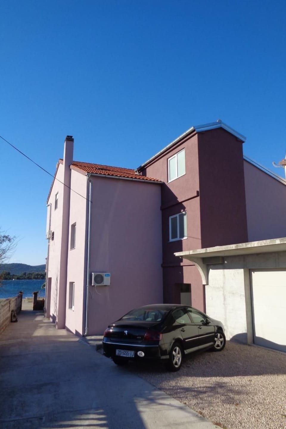 in Turanj mit Grill Apartment in Šibenik-Knin County, Croatia
