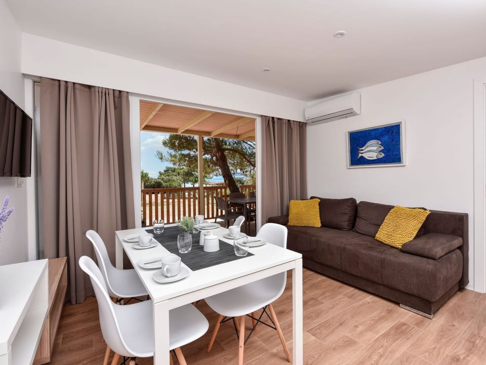 Mobilheim direkt am Strand Apartment in Zadar County