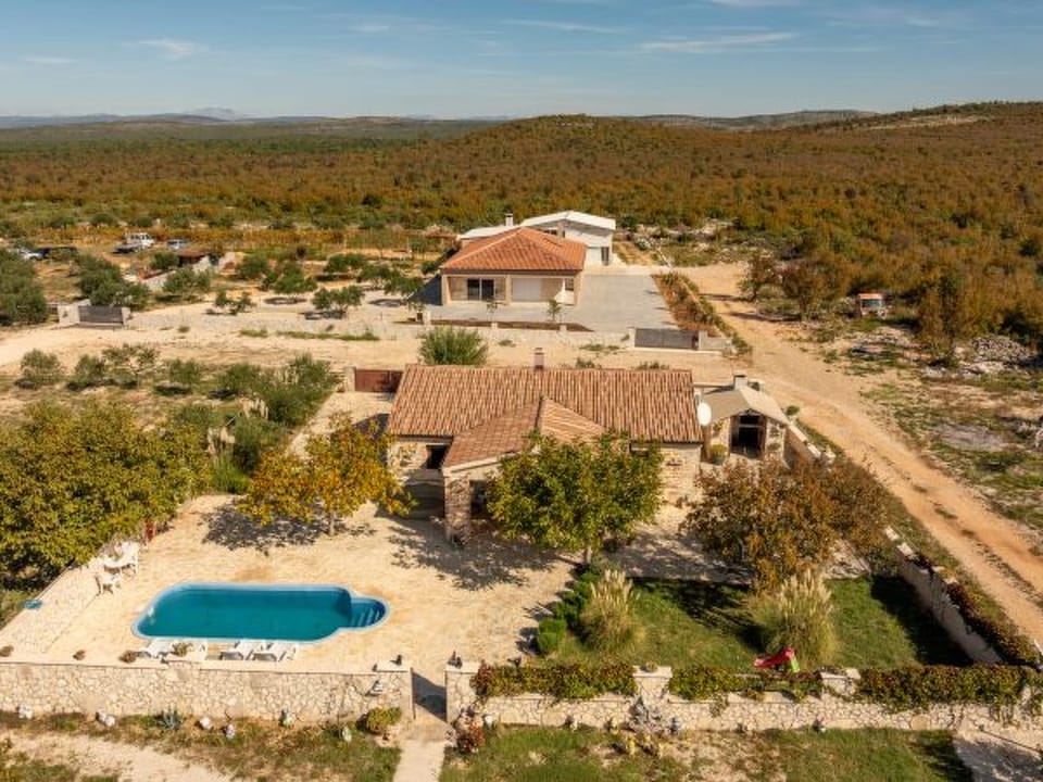 Villa Callista with Pool Vacation rental in Šibenik-Knin County, Croatia