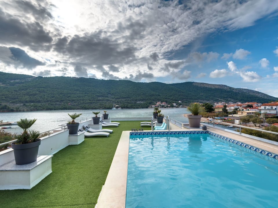 Srudio mit Meerblick - nur für Erwachsene Apartment in Šibenik-Knin County, Croatia