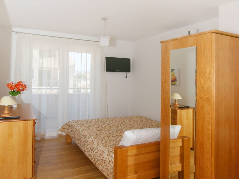 Studio-Wohnung " Trio 12 " Apartment in Šibenik-Knin County, Croatia
