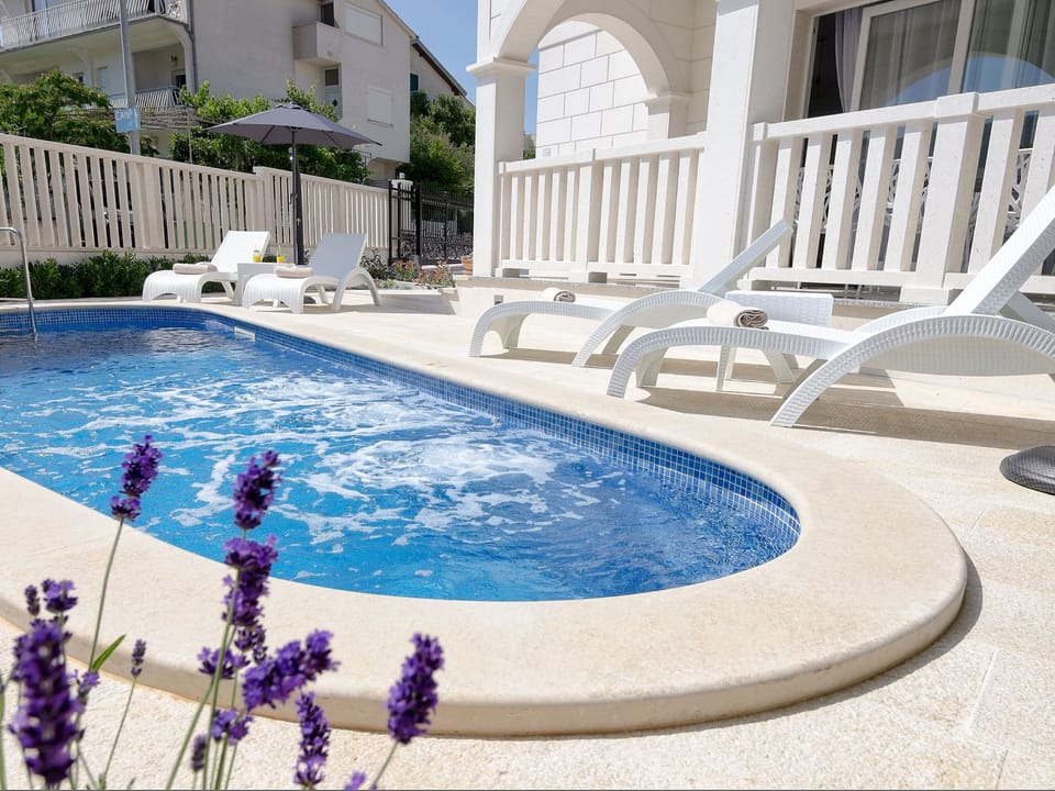 Villa Belezza 1 in der Nähe des Strandes Vacation rental in Šibenik-Knin County, Croatia