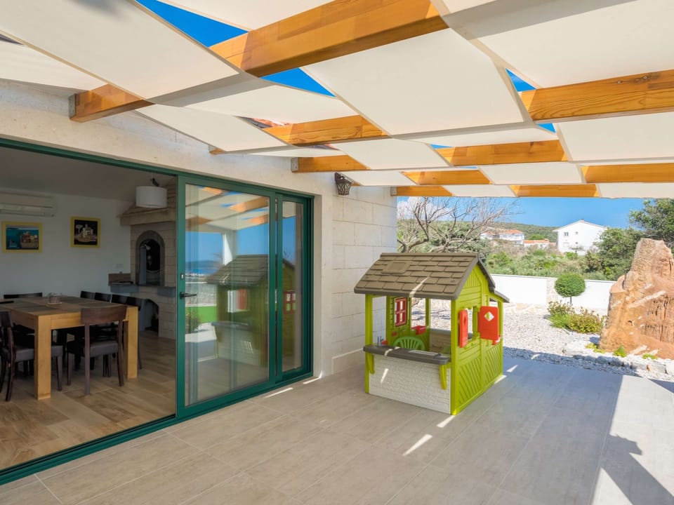 Charmante Villa Ivelja Vacation rental in Šibenik-Knin County, Croatia