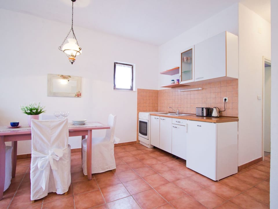 "Mango" direkt am Strand Apartment in Šibenik-Knin County, Croatia
