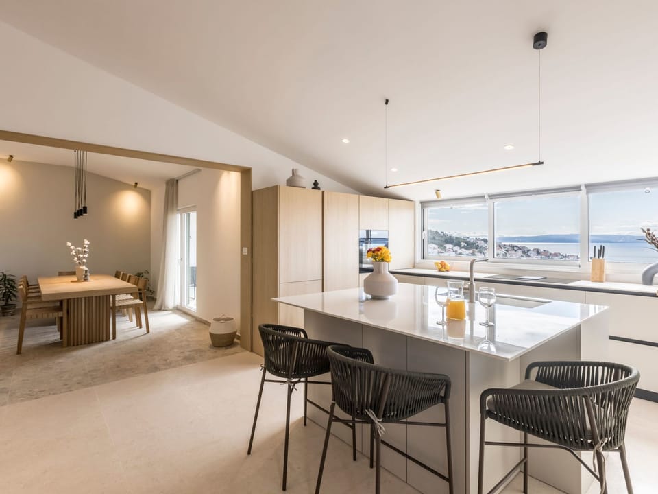Villa Siks Vacation rental in Okrug Gornji