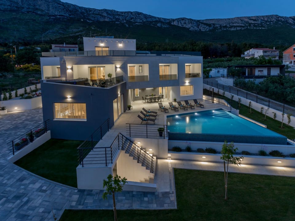 Luxeriose Villa Meri Vacation rental in Šibenik-Knin County, Croatia