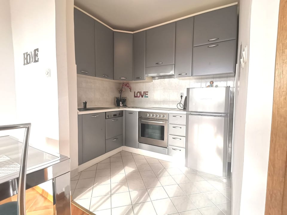 "Plokite" mit Balkon Apartment in Split