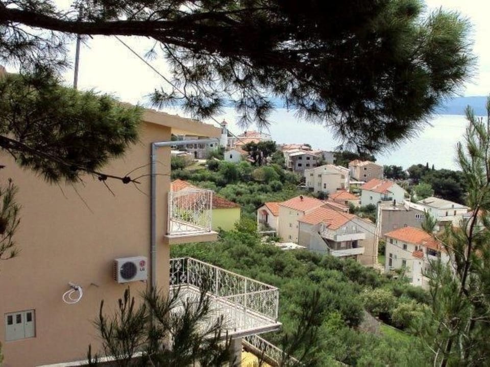 Appartement in Duće mit Grill und Terrasse Apartment in Split-Dalmatia County