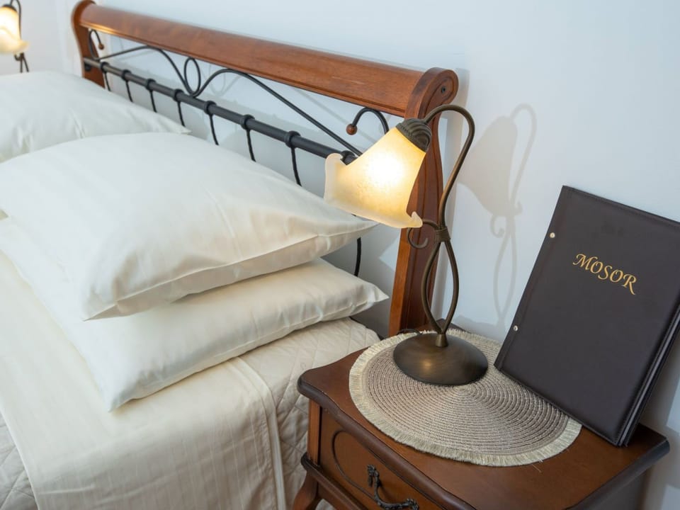 Wohnung in Duće mit Großem Balkon Apartment in Split-Dalmatia County