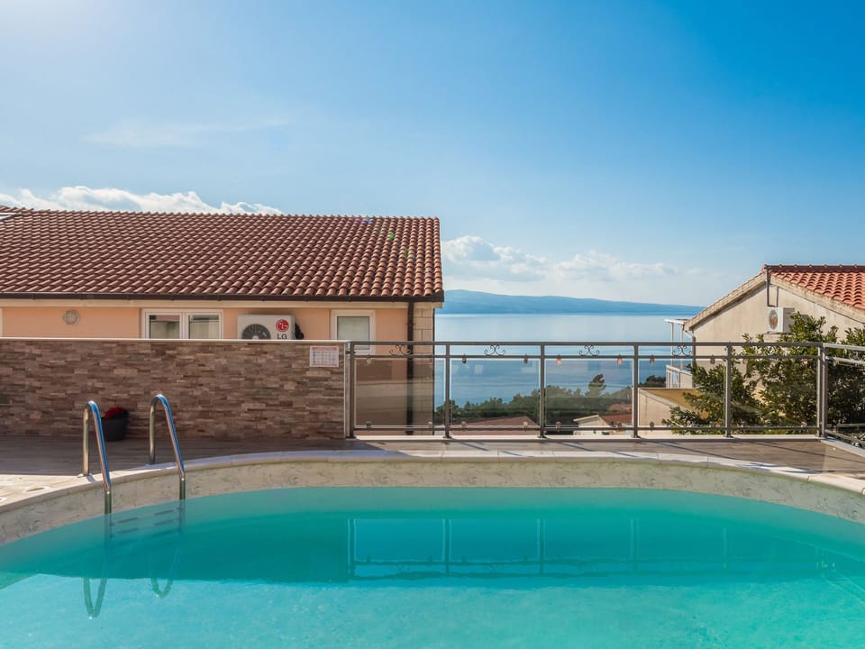 für 12 Personen in Stanići, Dalmatien (Mitteldal Vacation rental in Split-Dalmatia County