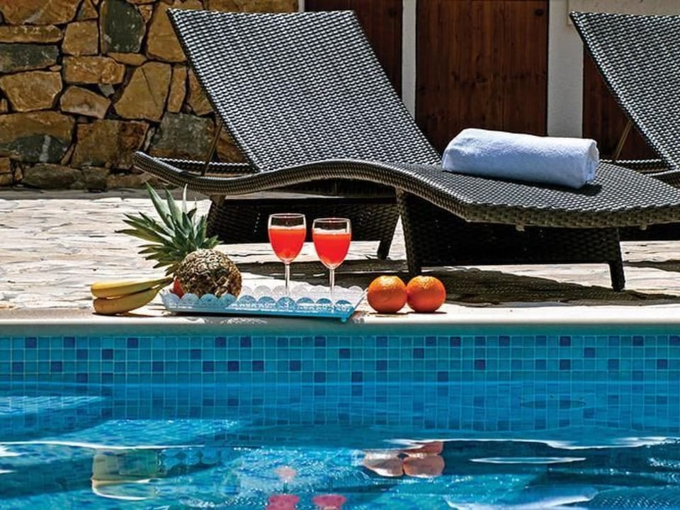 Villa Mosor mit beheiztem Salzwasserpool und Sauna Vacation rental in Split-Dalmatia County
