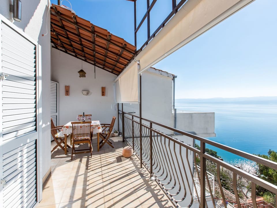 Steinhaus Sole - mit herrlichem Ausblick Vacation rental in Split-Dalmatia County