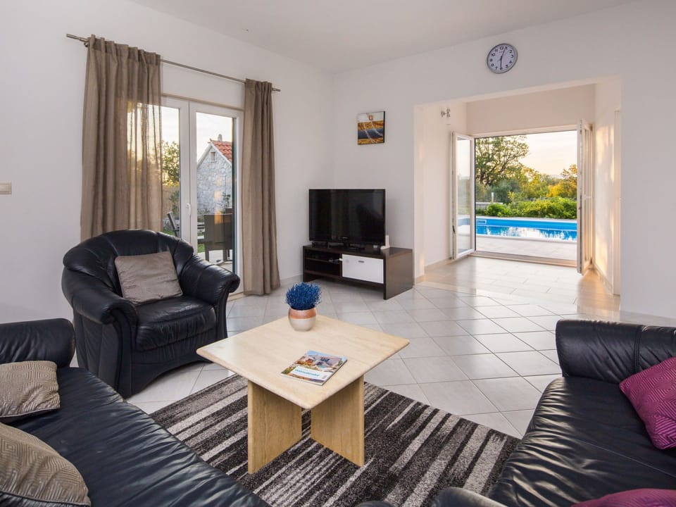 Ferienvilla mit Kamin am Waldrand Vacation rental in Split-Dalmatia County