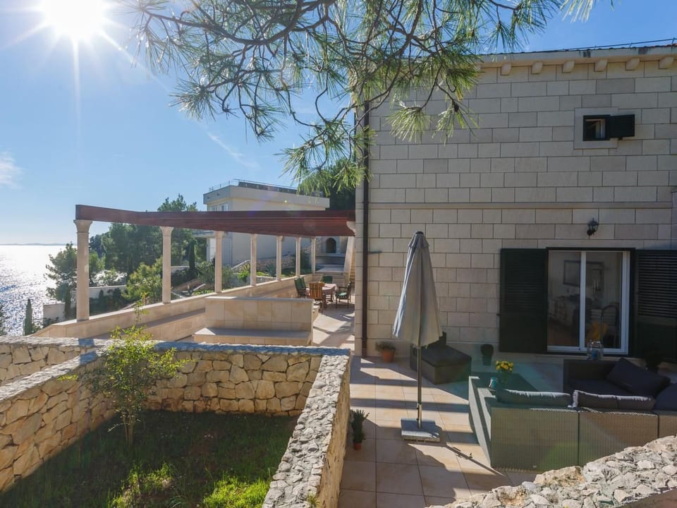 Ferienvilla "Osibova" mit Blick auf das Wasser Vacation rental in Split-Dalmatia County