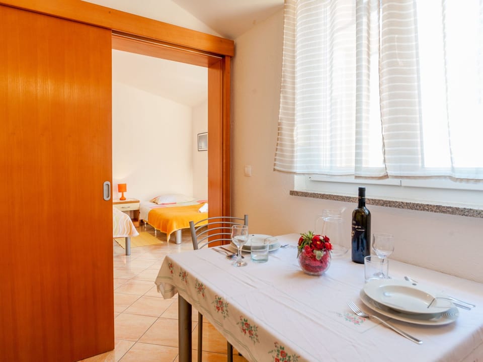 Wohnung für zwei Personen im zweiten Stock Apartment in Brela