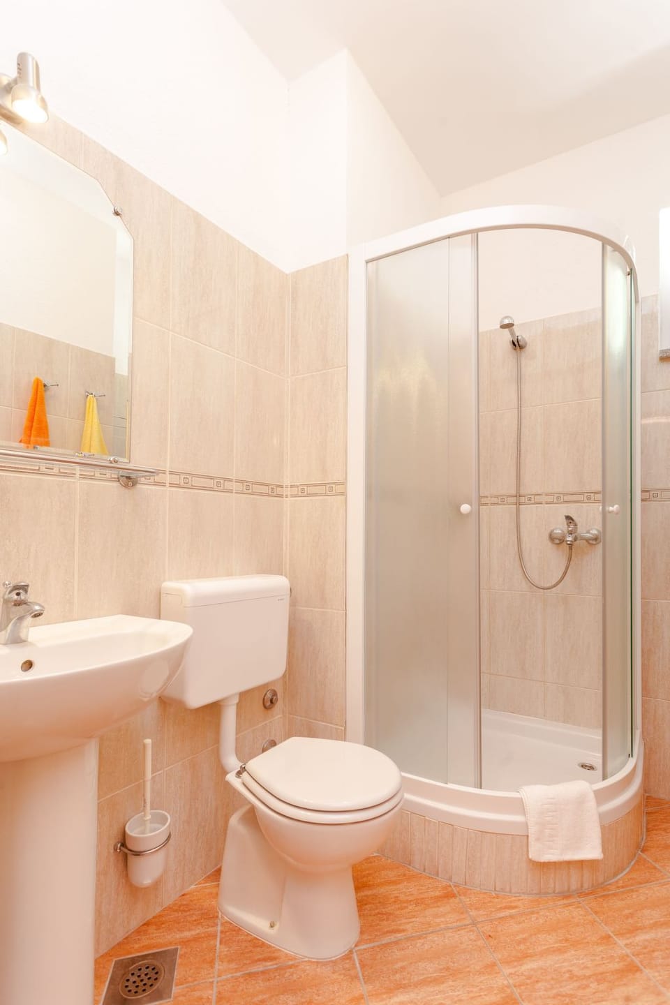 Ferienzimmer im zweiten Stock für zwei Personen Vacation rental in Brela