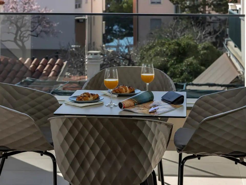 Villa Jelena App. 3. Mljet Apartment in Makarska