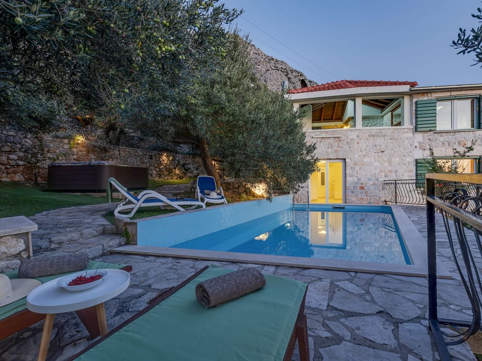 Villa Radalj Vacation rental in Makarska