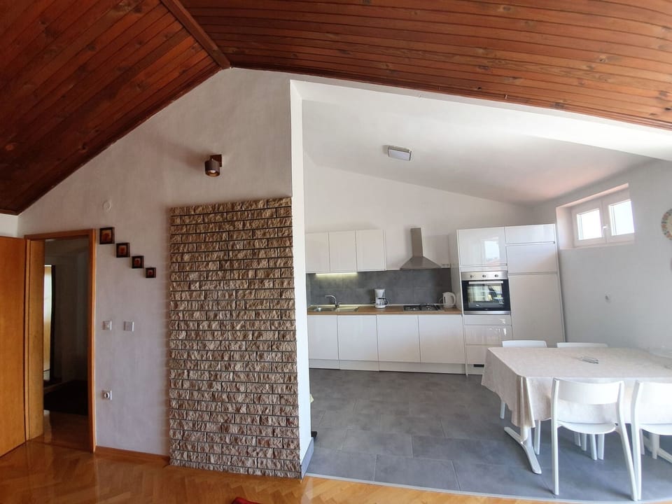 Penthouse-Studio mit Meerblick Apartment in Makarska