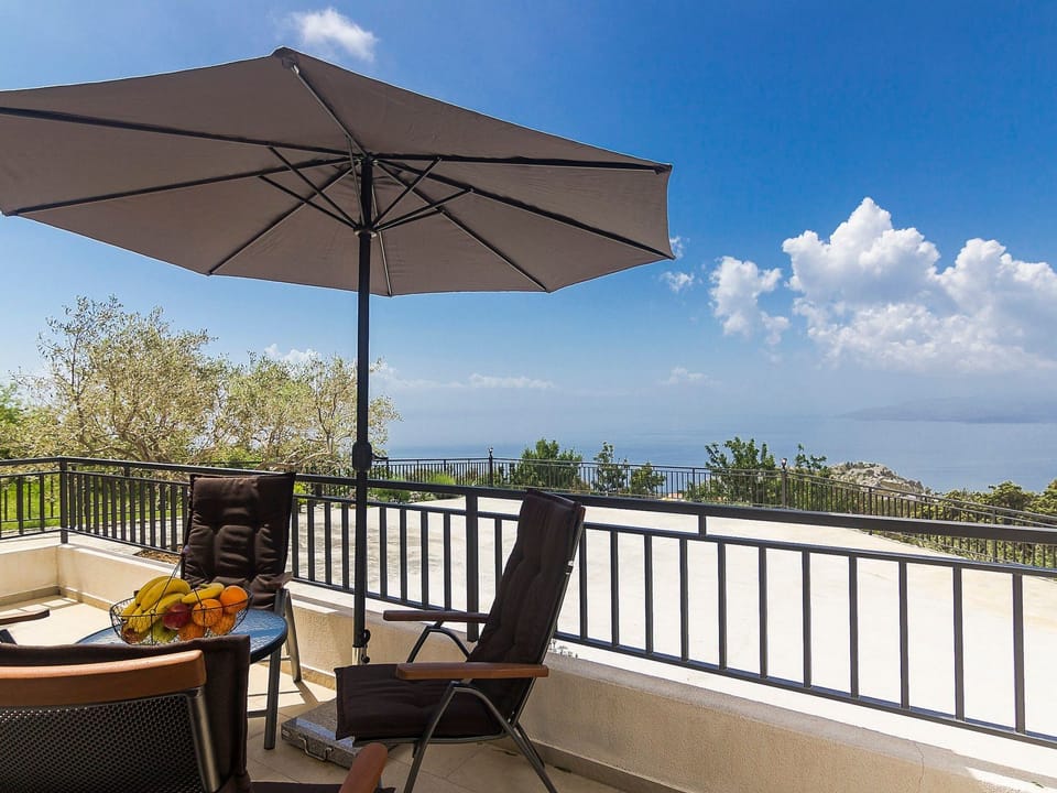 Tome Vacation rental in Makarska