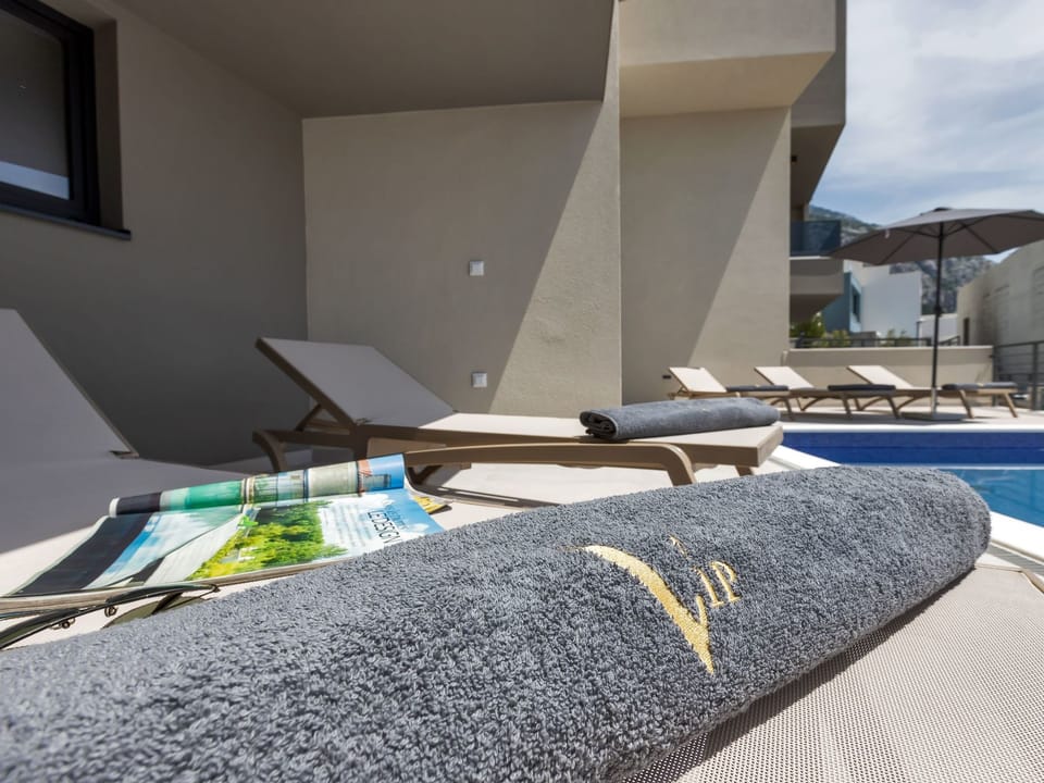Villa Vip in Makarska mit beheiztem Pool und 4 Schafzimmern Vacation rental in Makarska