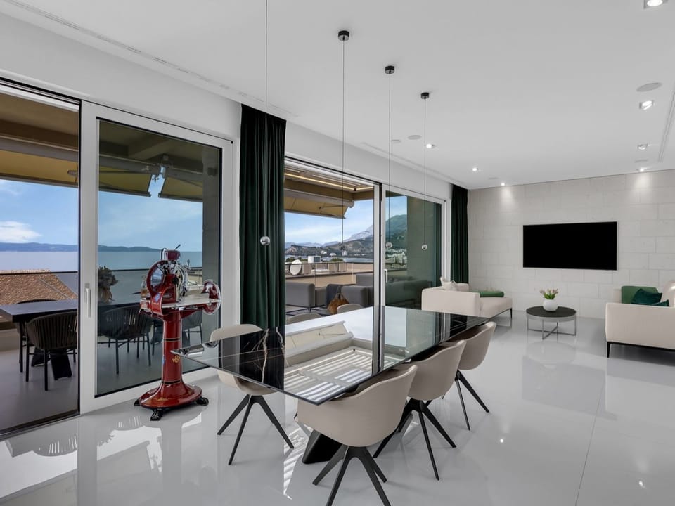 Penthouse Dals Exclusiv Apartment in Tučepi