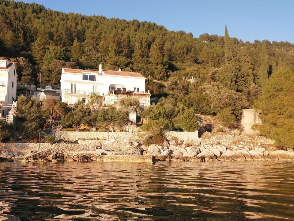 "Purple Sunset" Apartment in Dubrovnik-Neretva County
