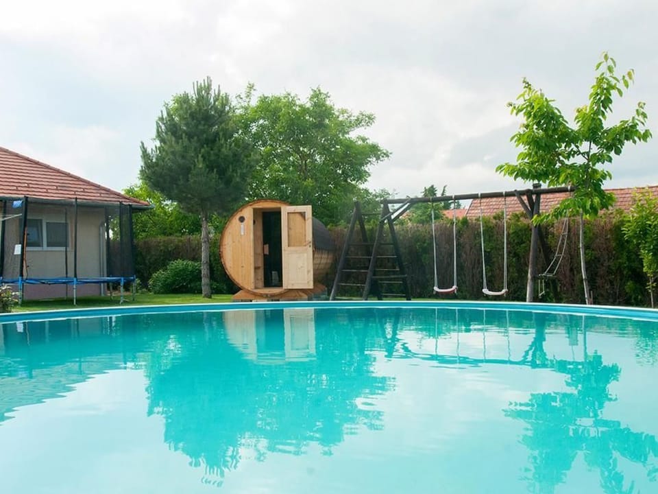Hochwertiges Ferienhaus Steffi mit Terrasse Vacation rental in Hungary